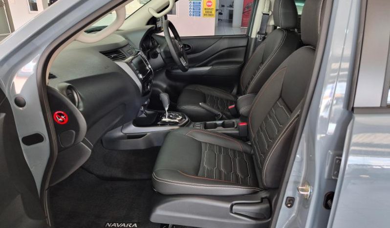 
								Nissan Navara 2.5D Pro-2X D Cab 4X2 At full									