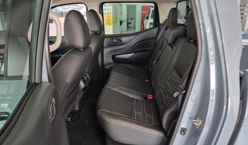 
								Nissan Navara 2.5D Pro-2X D Cab 4X2 At full									