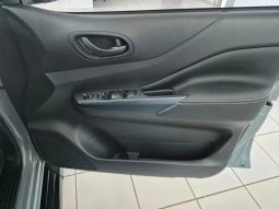 
										Nissan Navara 2.5D Pro-2X D Cab 4X2 At full									