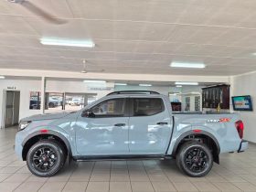 Nissan Navara 2.5D Pro-2X D Cab 4X2 At