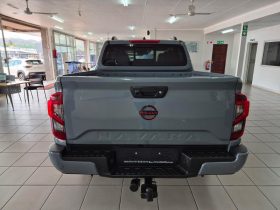Nissan Navara 2.5D Pro-2X D Cab 4X2 At