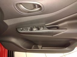 
										Nissan Navara 2.5D Pro-2X D Cab 4X2 At full									