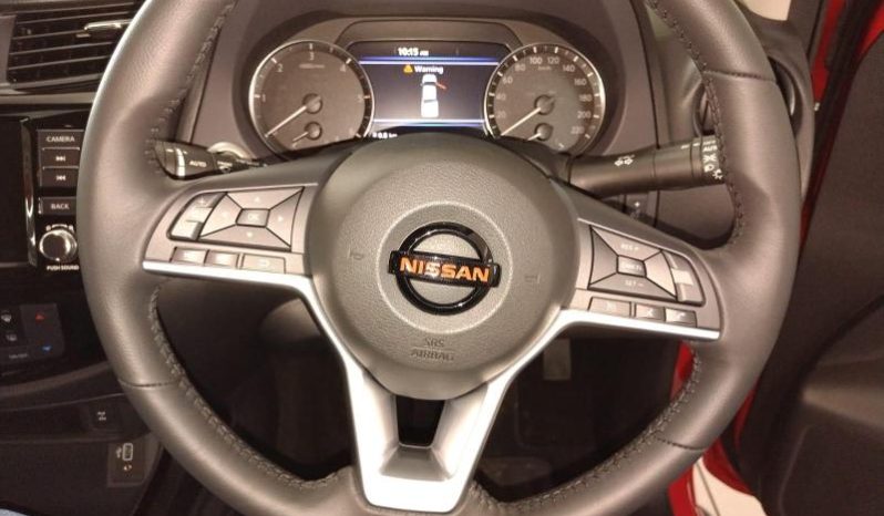 
								Nissan Navara 2.5D Pro-2X D Cab 4X2 At full									