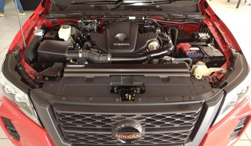 
								Nissan Navara 2.5D Pro-2X D Cab 4X2 At full									