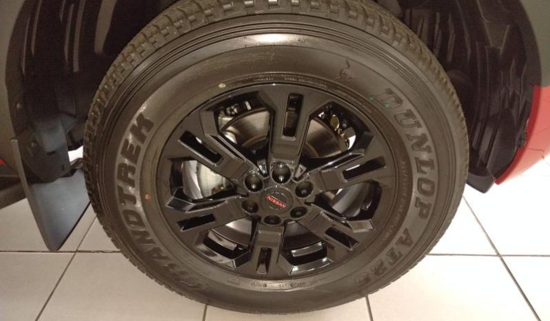 
								Nissan Navara 2.5D Pro-2X D Cab 4X2 At full									