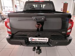 
										Nissan Navara 2.5D Pro-2X D Cab 4X2 At full									