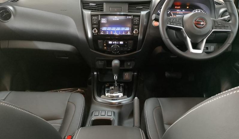 
								Nissan Navara 2.5D Pro-2X D Cab 4X2 At full									