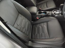 
										Nissan Navara 2.5D Pro-2X D Cab 4X2 At full									