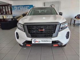 Nissan Navara 2.5D Pro-2X D Cab 4X2 At