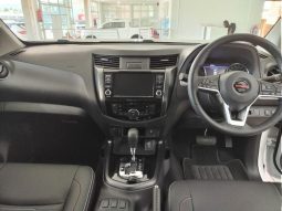 
										Nissan Navara 2.5D Pro-2X D Cab 4X2 At full									