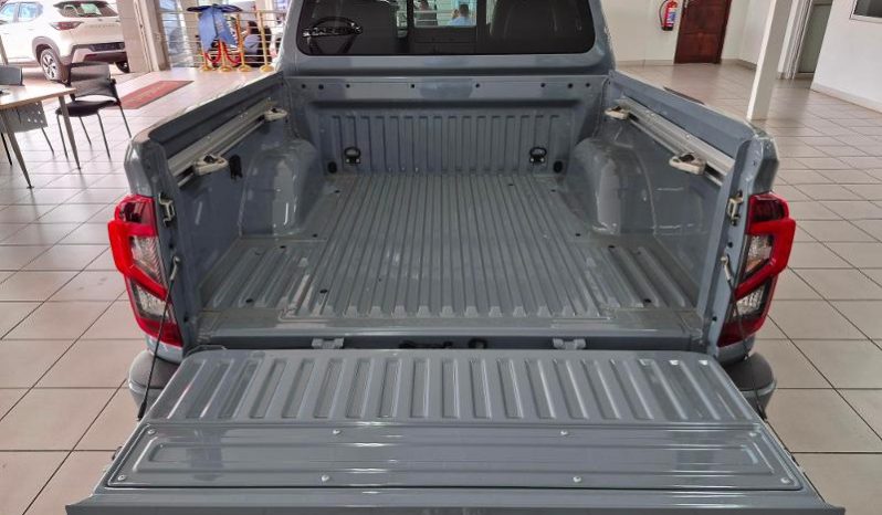 
								Nissan Navara 2.5D Pro-2X D Cab 4X2 At full									