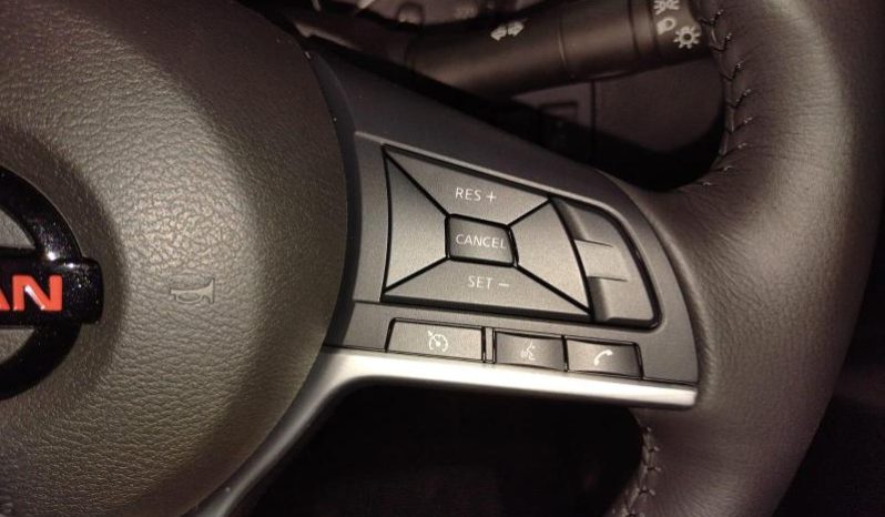 
								Nissan Navara 2.5D Pro-2X D Cab 4X2 At full									