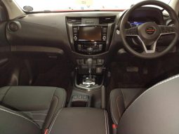 
										Nissan Navara 2.5D Pro-2X D Cab 4X2 At full									