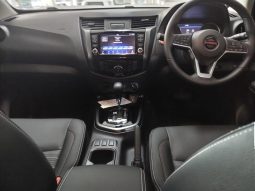 
										Nissan Navara 2.5D Pro-4X D Cab 4X4 At full									