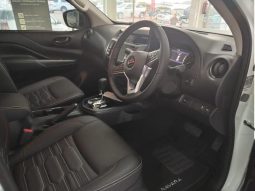 
										Nissan Navara 2.5D Pro-4X D Cab 4X4 At full									