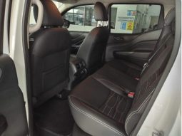
										Nissan Navara 2.5D Pro-4X D Cab 4X4 At full									