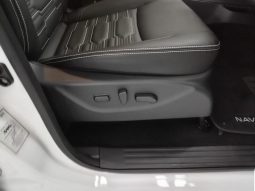 
										Nissan Navara 2.5D Pro-4X D Cab 4X4 At full									