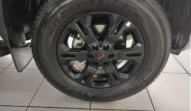 
								Nissan Navara 2.5D Pro-4X D Cab 4X4 At full									