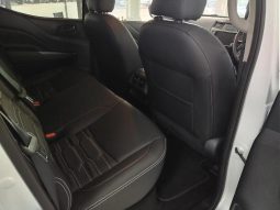 
										Nissan Navara 2.5D Pro-4X D Cab 4X4 At full									