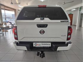 Nissan Navara 2.5D Pro-4X D Cab 4X4 At