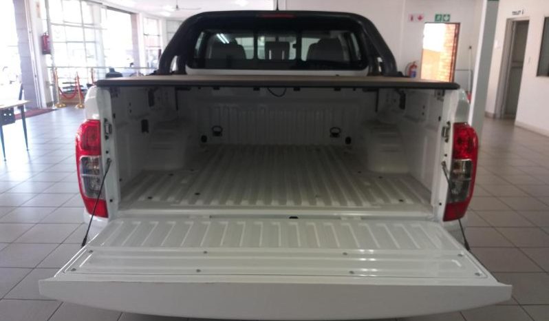 
								Nissan Navara 2.5D Se 4X2 D Cab At full									