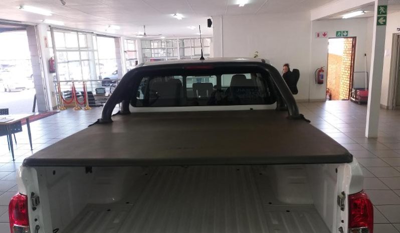 
								Nissan Navara 2.5D Se 4X2 D Cab At full									