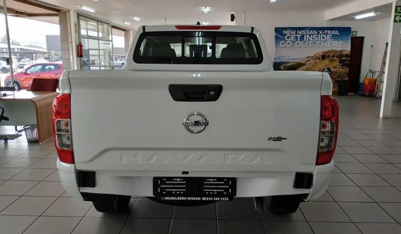 
								Nissan Navara 2.5D Se D Cab full									