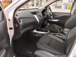
										Nissan Navara 2.5D Se D Cab full									