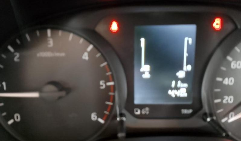 
								Nissan Navara 2.5D Se D Cab full									