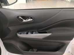 
										Nissan Navara 2.5D Se D Cab full									