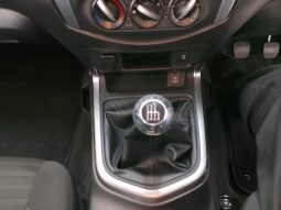 
										Nissan Navara 2.5D Se D Cab full									