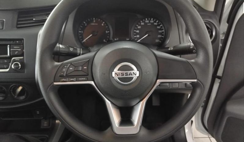 
								Nissan Navara 2.5D Se D Cab 4X2 full									