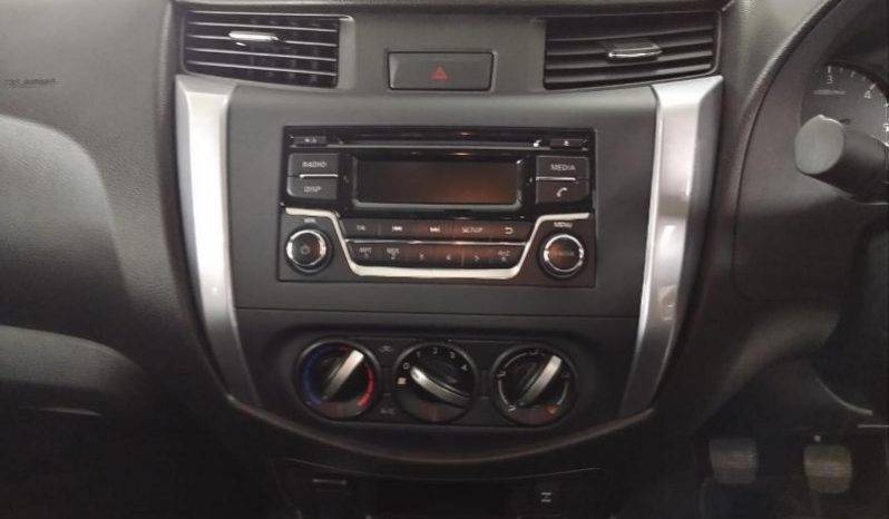 
								Nissan Navara 2.5D Se D Cab 4X2 full									