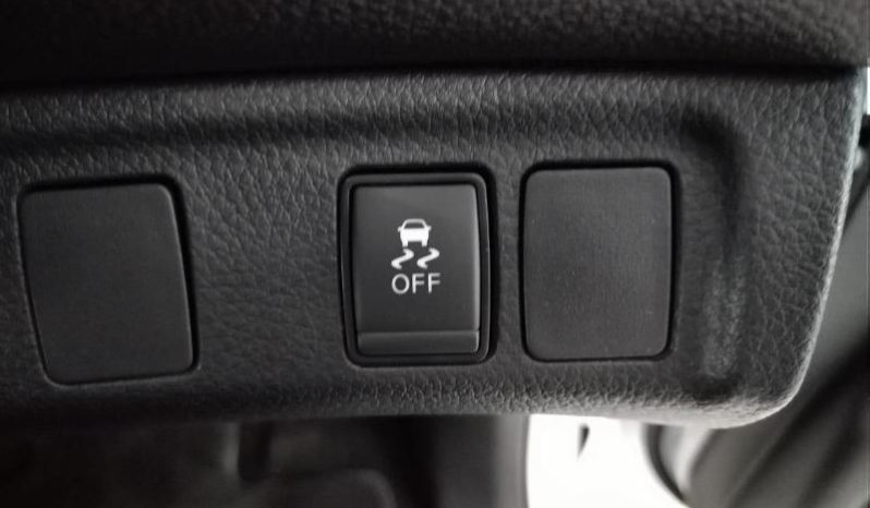 
								Nissan Navara 2.5D Se D Cab 4X2 full									