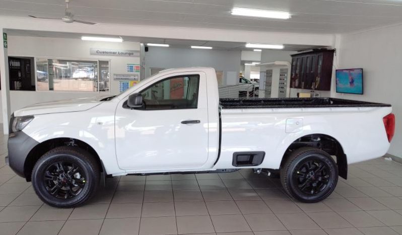 
								Nissan Navara 2.5D Xe S Cab 4X2 full									