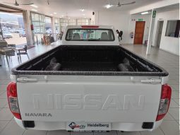 
										Nissan Navara 2.5D Xe S Cab 4X2 full									