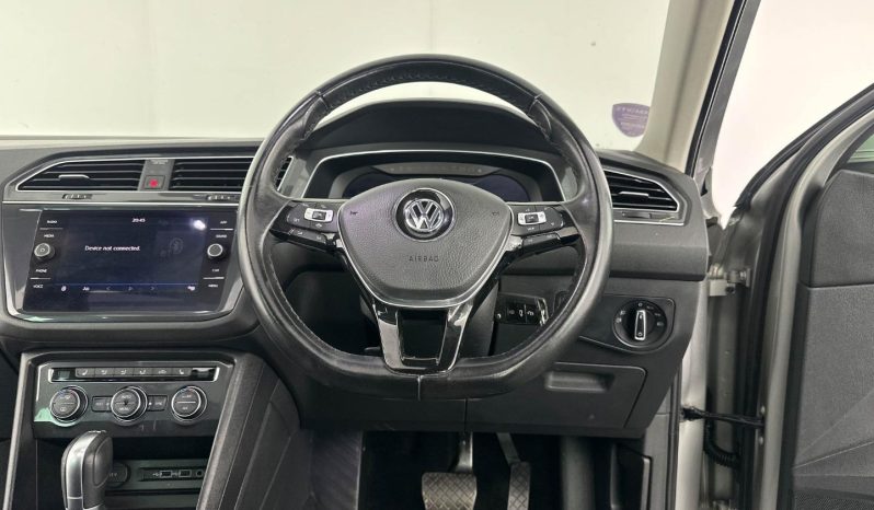 
								Volkswagen Tiguan 2.0 Tdi Comfortline 4motion Dsg full									