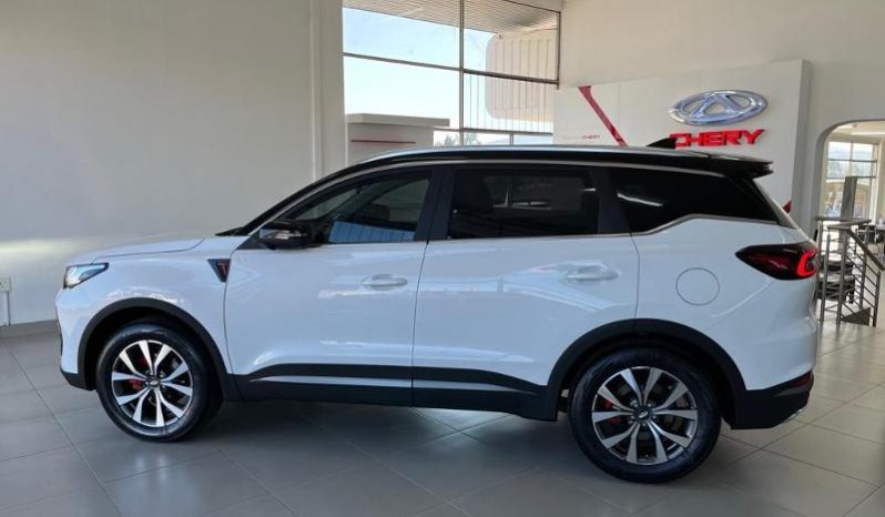 
								Chery Tiggo 7 Pro 1.5T Distinctive Cvt full									