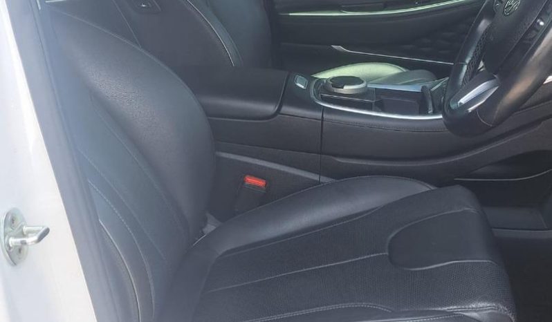 
								Hyundai Santa Fe 2.2 Elite 7 Seater Dct Awd full									