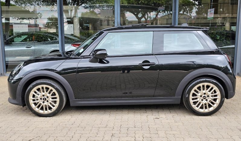
								MINI Hatch 3-Door Cooper S full									