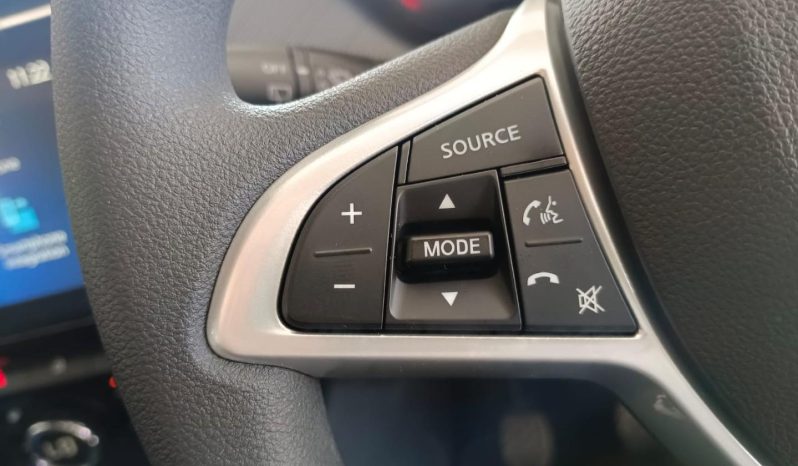 
								Nissan Magnite 1.0 Acenta full									