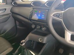 
										Nissan Magnite 1.0 Acenta full									