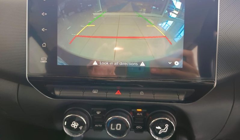 
								Nissan Magnite 1.0 Acenta full									