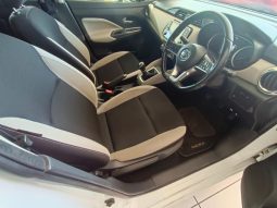 
										Nissan Micra 1.0T Tekna full									