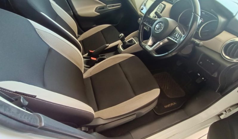 
								Nissan Micra 1.0T Tekna full									