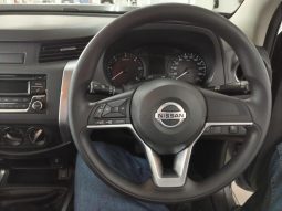 
										Nissan Navara 2.5D Se D Cab full									