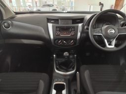 
										Nissan Navara 2.5D Se D Cab full									