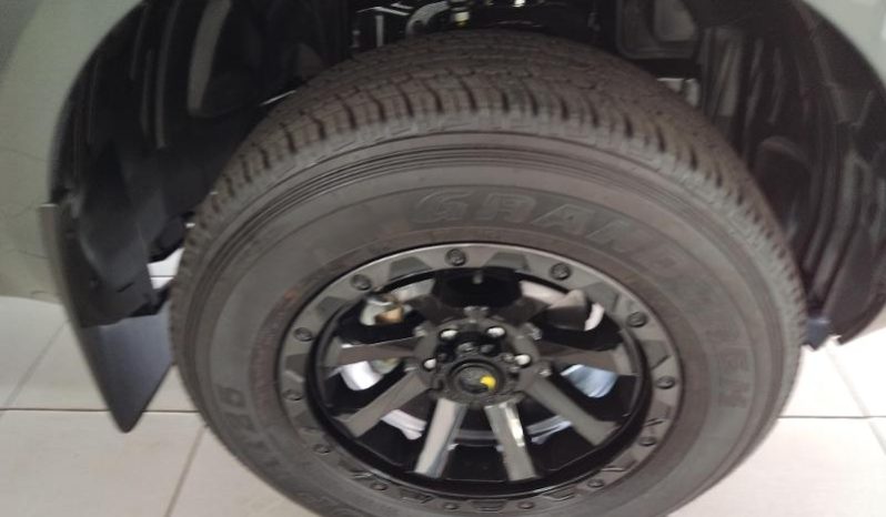 
								Nissan Navara 2.5D Se D Cab full									