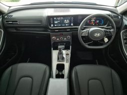 
										Hyundai Alcazar 2.0 Executive At full									