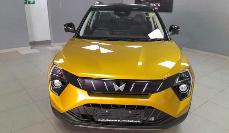 
								Mahindra XUV 3X0 1.2 AX7L AT full									